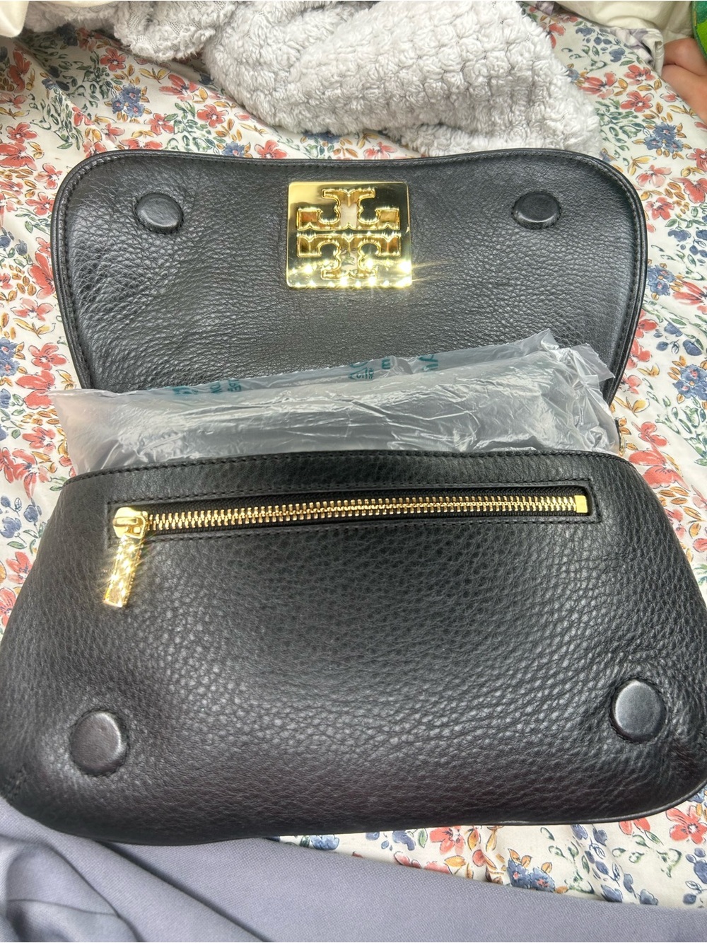 Tory Burch Black Leather Mini Crossbody with Gold Logo vintage - Picture 7 of 14